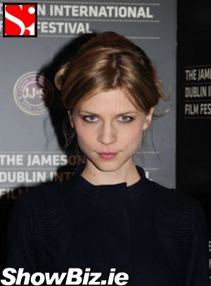 2008-02-clemence-poesy1.jpg